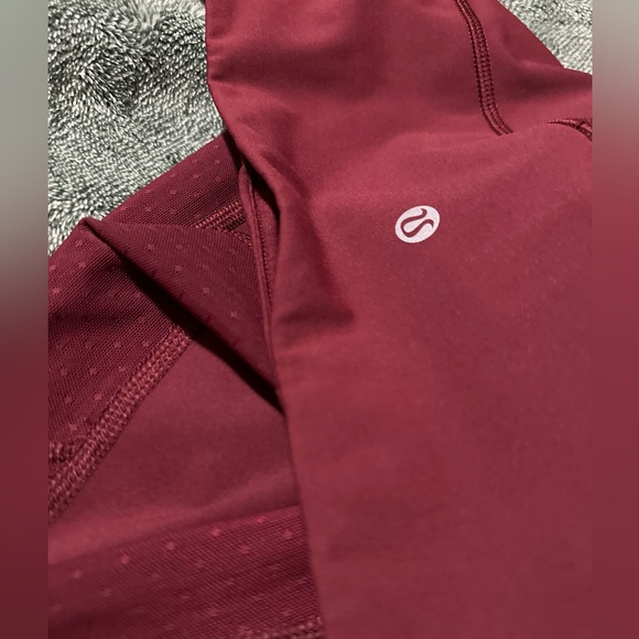 Lululemon Body Con Tight Size 8 - Picture 4 of 7